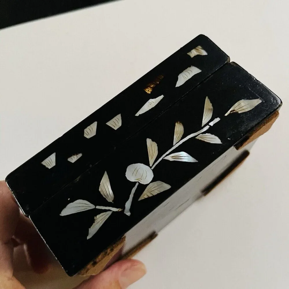Chinese Mother of Pearl Wood Lacquer Box Old Man Floral Asian Trinket Decor